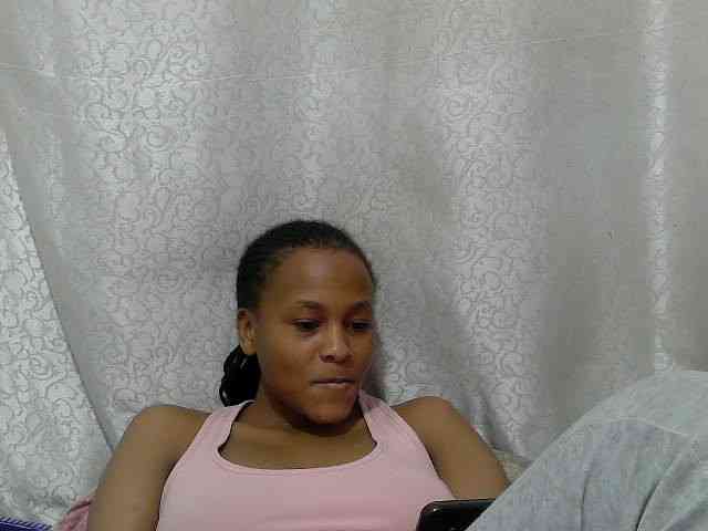 Caroldoly webcam