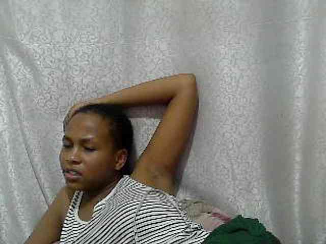 Caroldoly webcam
