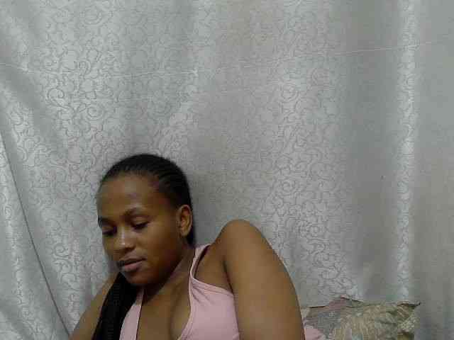 Caroldoly webcam