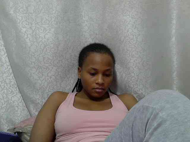 Caroldoly webcam