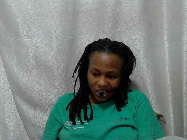 Caroldoly webcam
