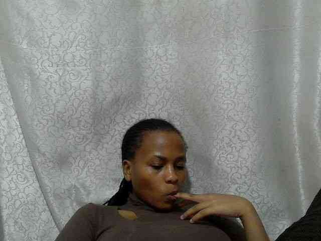 Caroldoly webcam