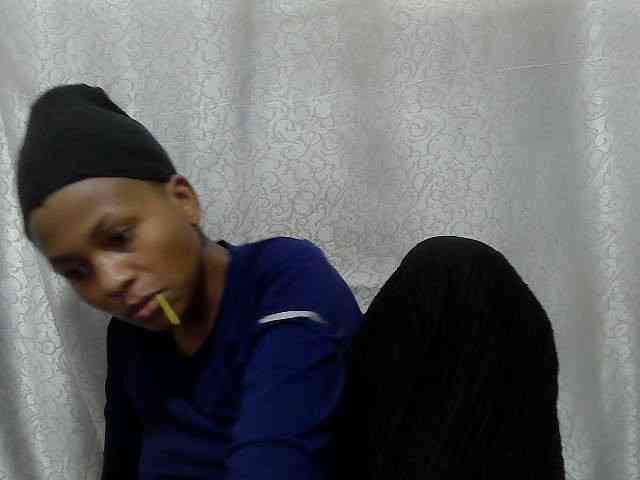 Caroldoly webcam