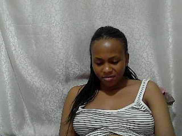 Caroldoly webcam