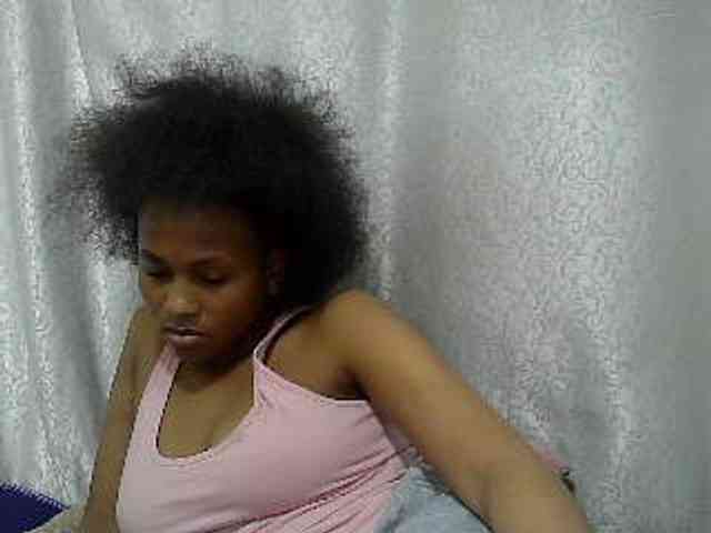 Caroldoly webcam