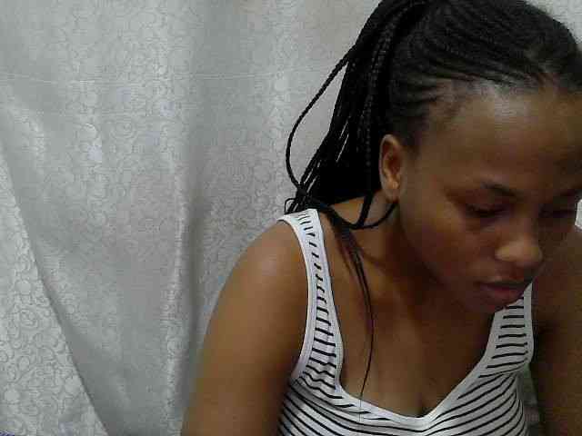 Caroldoly webcam
