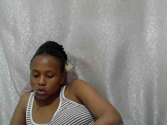 Caroldoly webcam