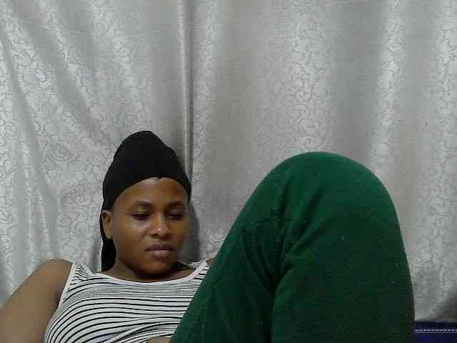 Caroldoly webcam