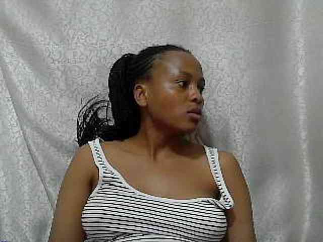 Caroldoly webcam