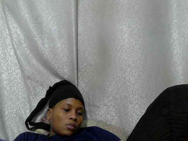 Caroldoly webcam