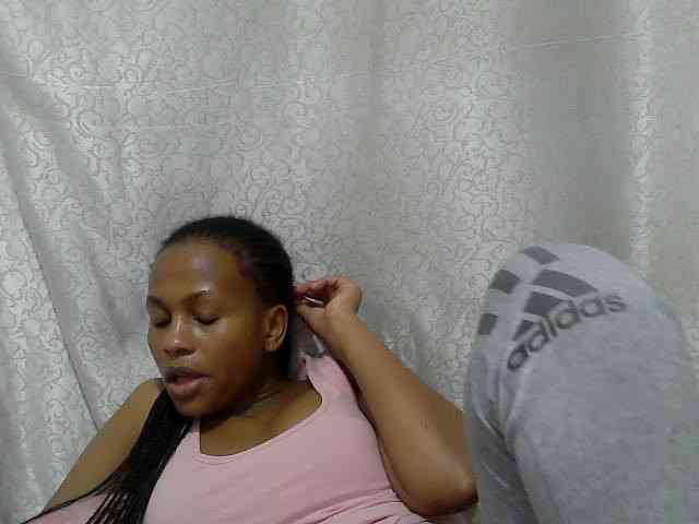 Caroldoly webcam