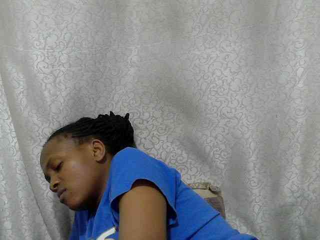Caroldoly webcam