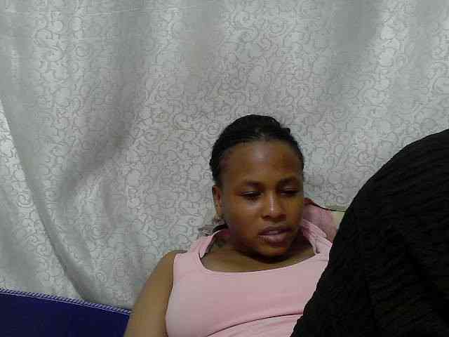 Caroldoly webcam