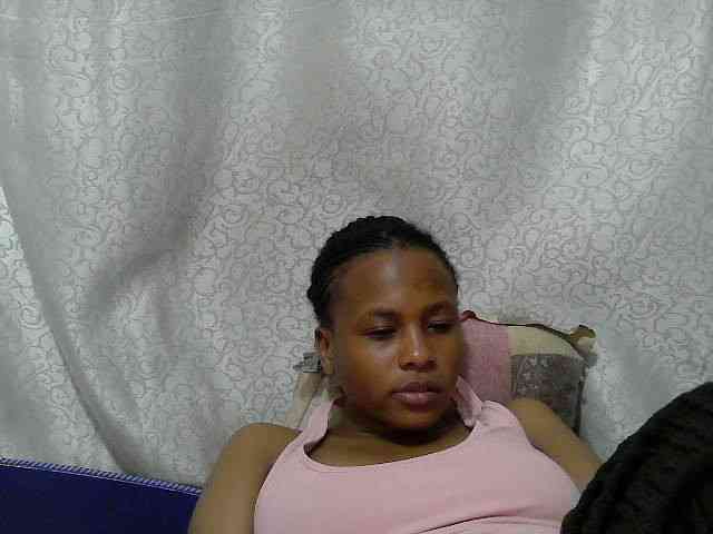 Caroldoly webcam