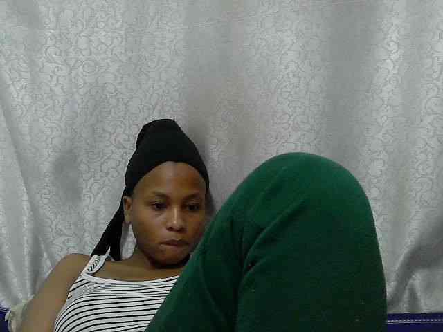 Caroldoly webcam