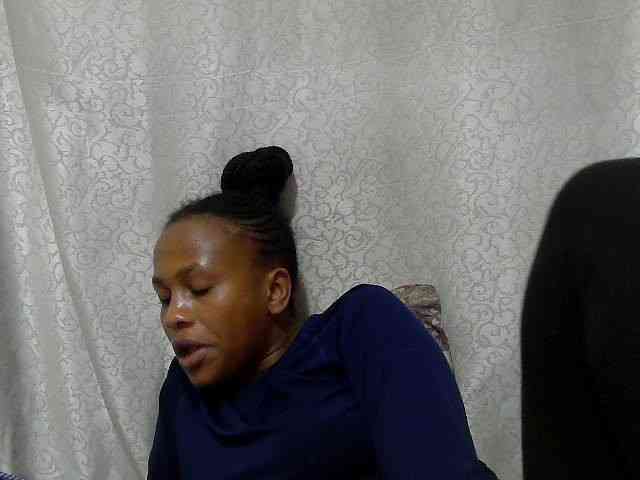 Caroldoly webcam