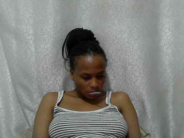 Caroldoly webcam