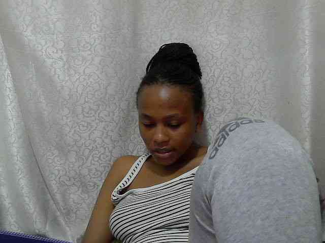 Caroldoly webcam