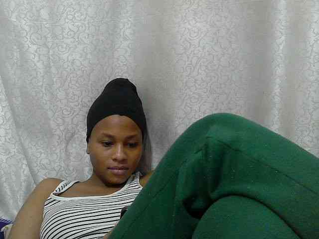 Caroldoly webcam