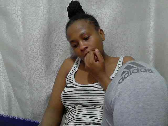 Caroldoly webcam