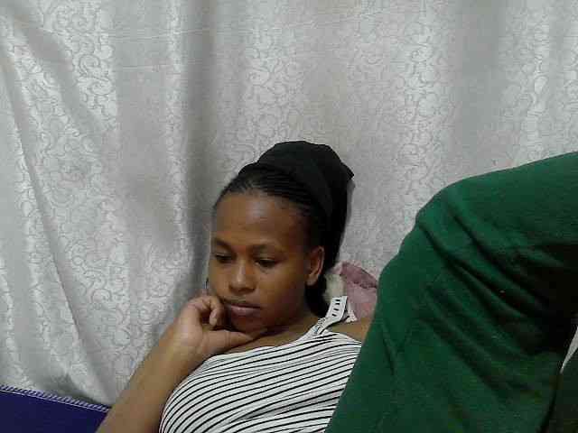 Caroldoly webcam