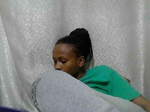 Caroldoly webcam