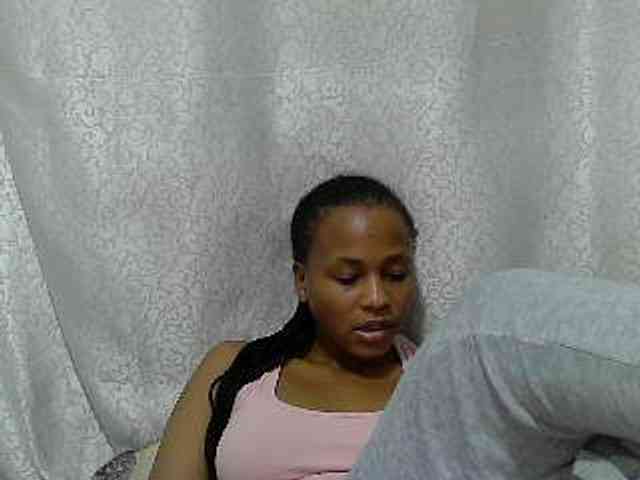 Caroldoly webcam