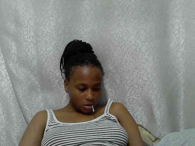 Caroldoly webcam