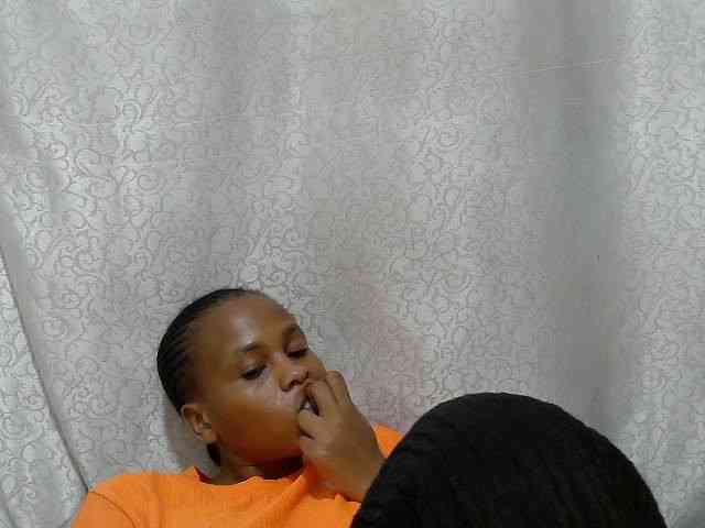 Caroldoly webcam