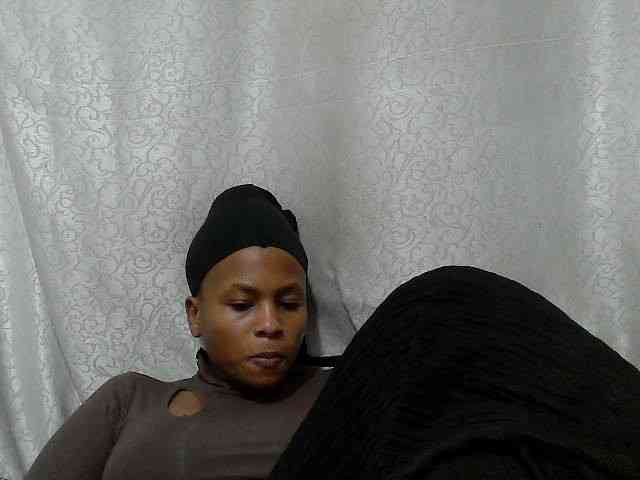 Caroldoly webcam