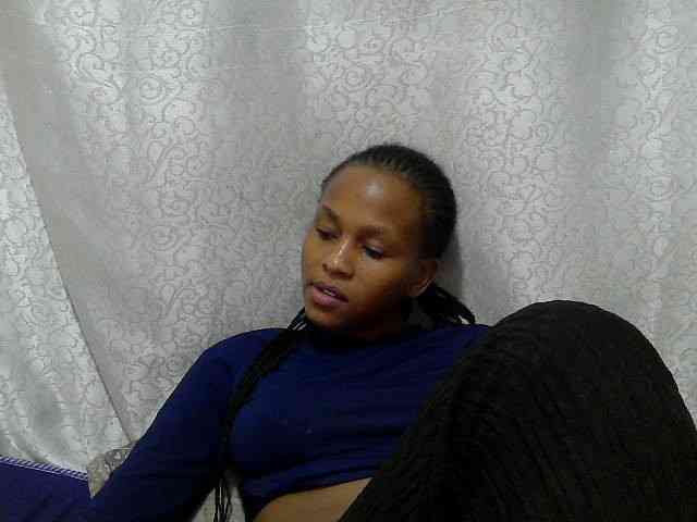 Caroldoly webcam