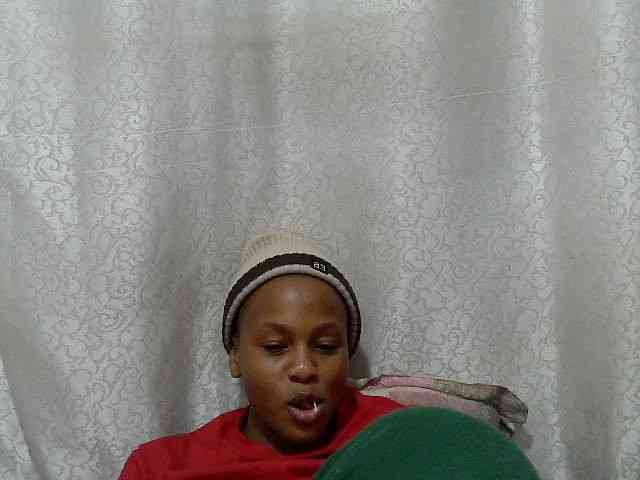 Caroldoly webcam