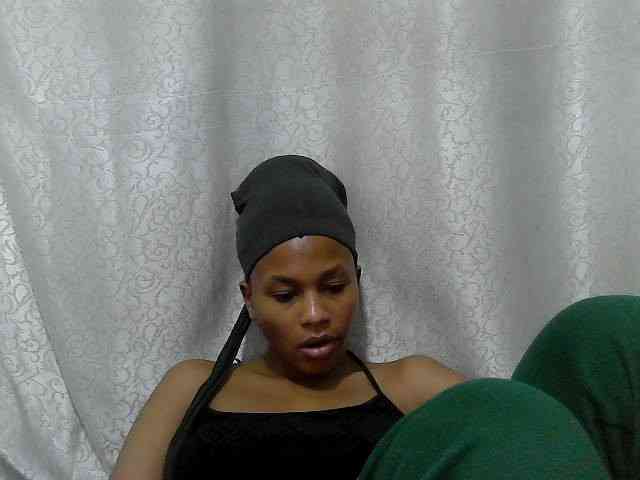 Caroldoly webcam