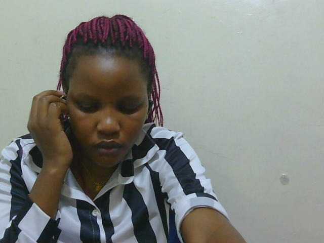 Shellyice live cam on BongaCams