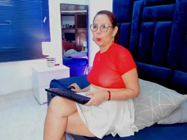 Nayasex live cam on BongaCams
