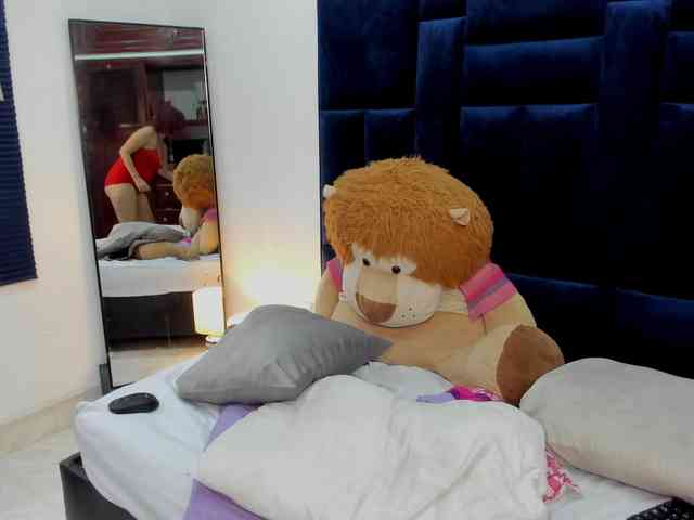 nayasex's live room