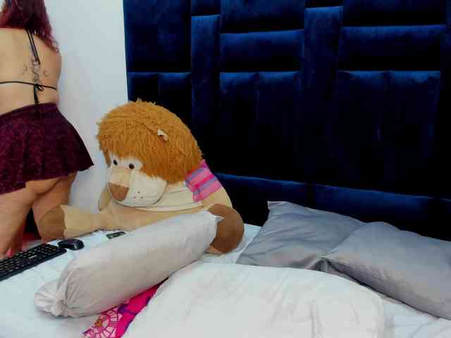 nayasex's live room