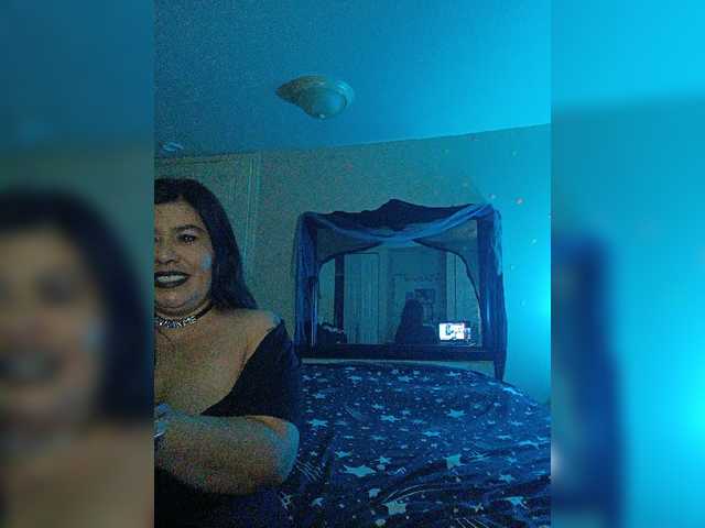 Chat with pappymak live cam