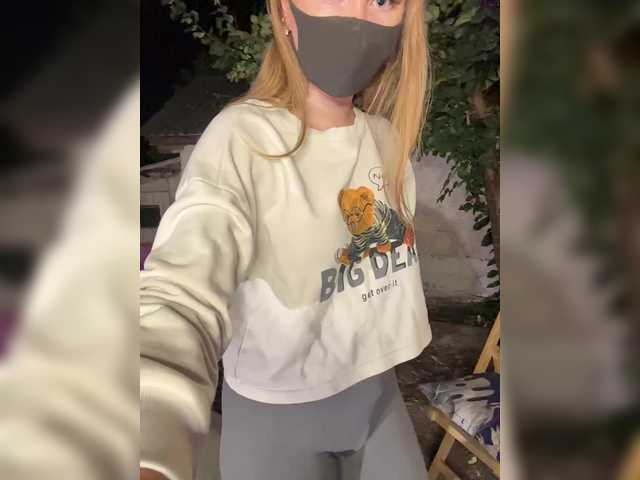 Sun-Moon live cam on BongaCams