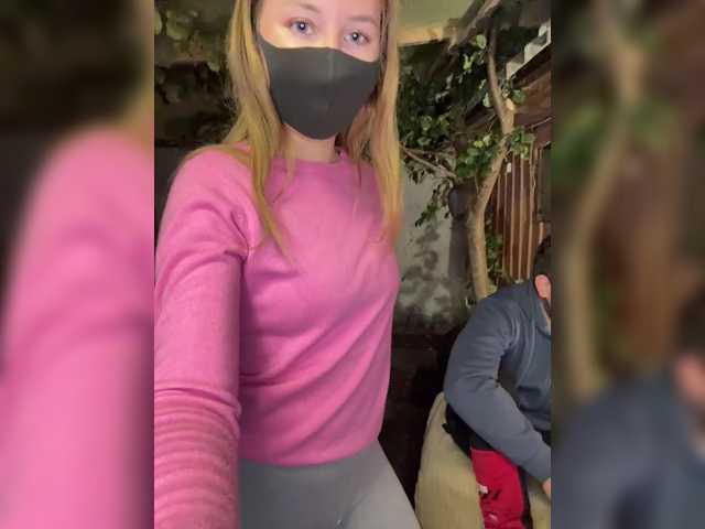 Sun-Moon live cam on BongaCams