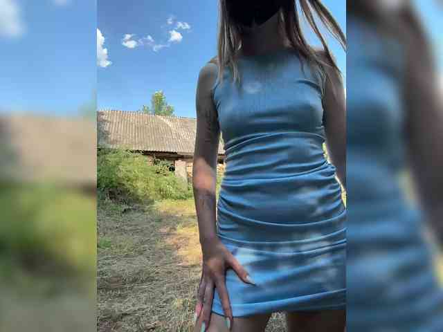 Sun-Moon Sex Cam Show