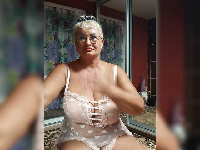 Jemma-Cori live cam on BongaCams