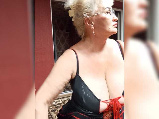 Jemma-Cori live cam on BongaCams