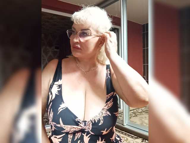 Jemma-Cori live cam on BongaCams