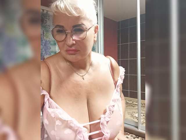 Jemma-Cori live cam on BongaCams