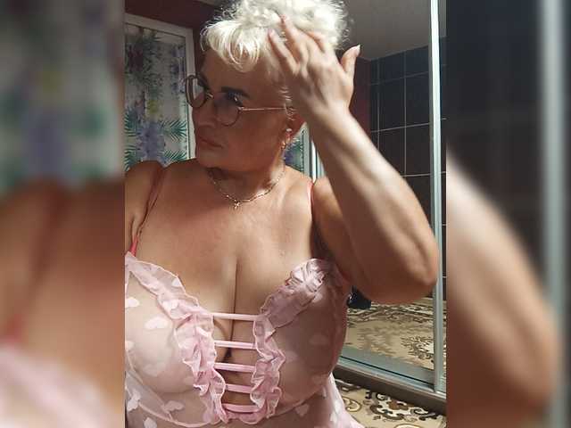 Jemma-Cori live cam on BongaCams