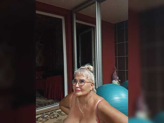 Jemma-Cori live cam on BongaCams