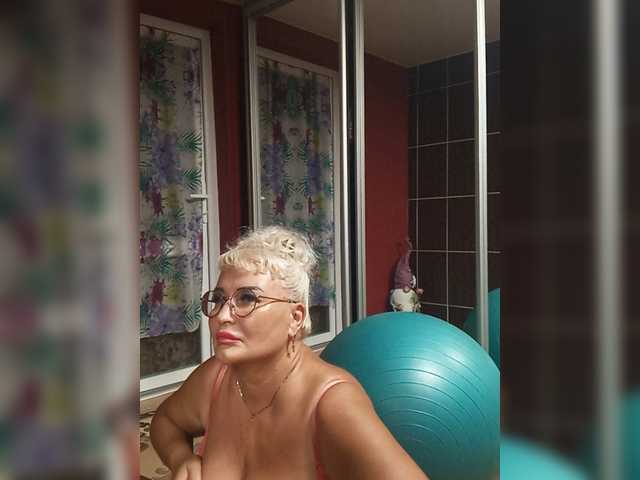 Jemma-Cori live cam on BongaCams