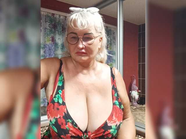 Jemma-Cori live cam on BongaCams