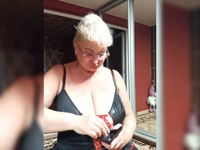 Jemma-Cori live cam on BongaCams